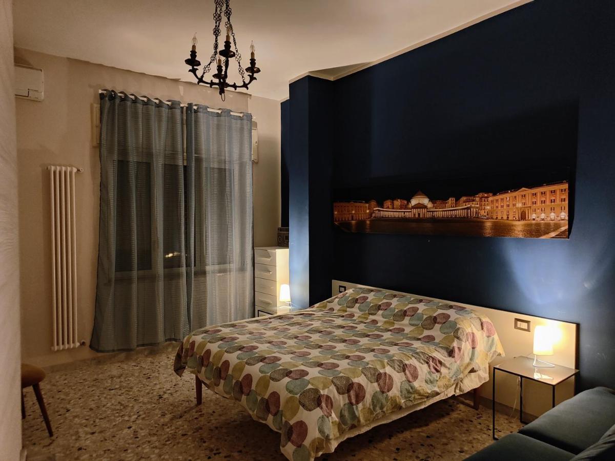 La Dimora Dell'Avvocato Apartment Napoli Bagian luar foto