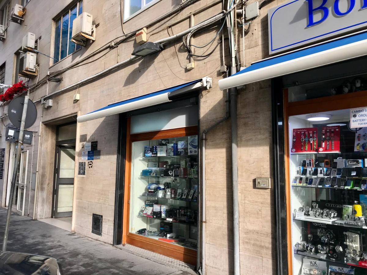 La Dimora Dell'Avvocato Apartment Napoli Bagian luar foto